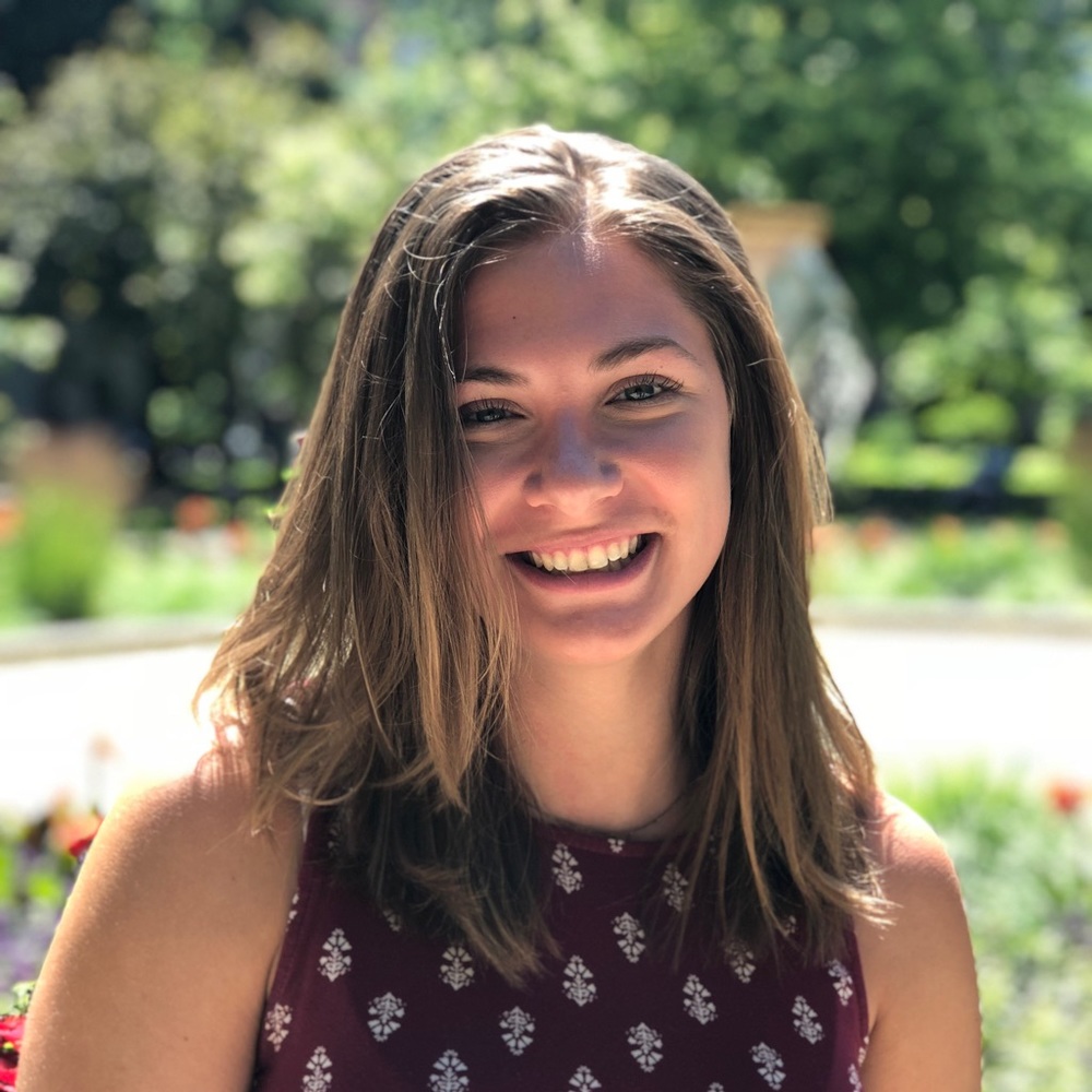 Meet your Posher, Jennifer